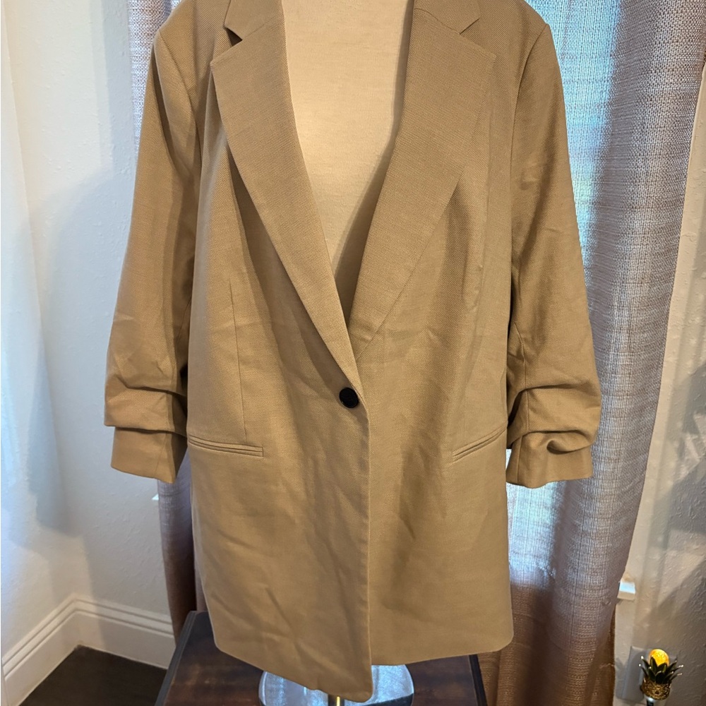 H&M Tan Women's Blazer